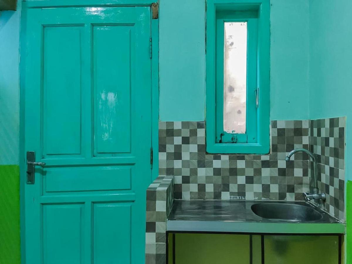 Reddoorz Near Sunrise Mall Mojokerto Extérieur photo