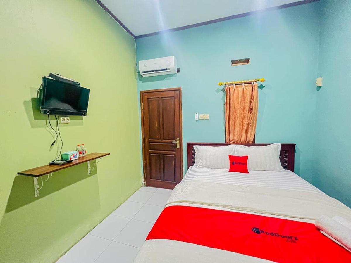 Reddoorz Near Sunrise Mall Mojokerto Extérieur photo