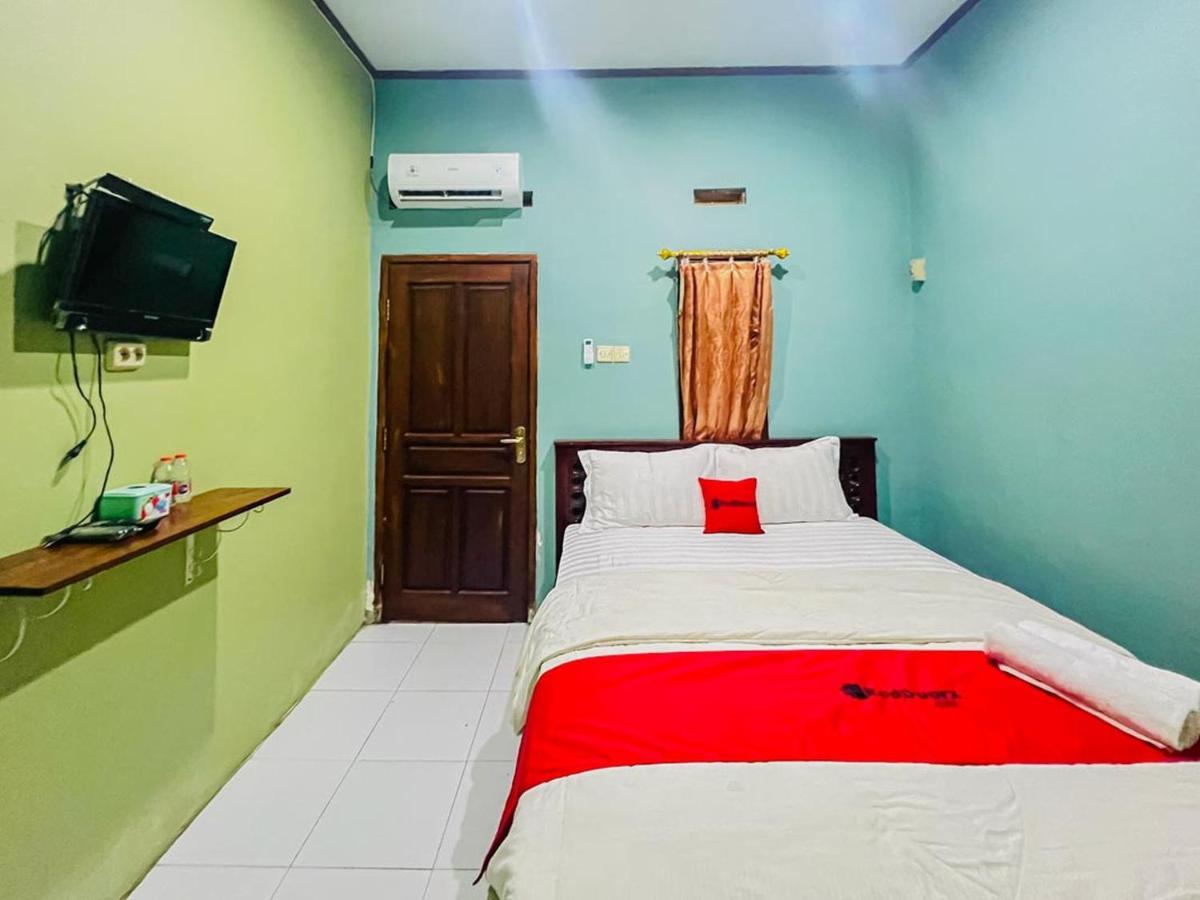 Reddoorz Near Sunrise Mall Mojokerto Extérieur photo