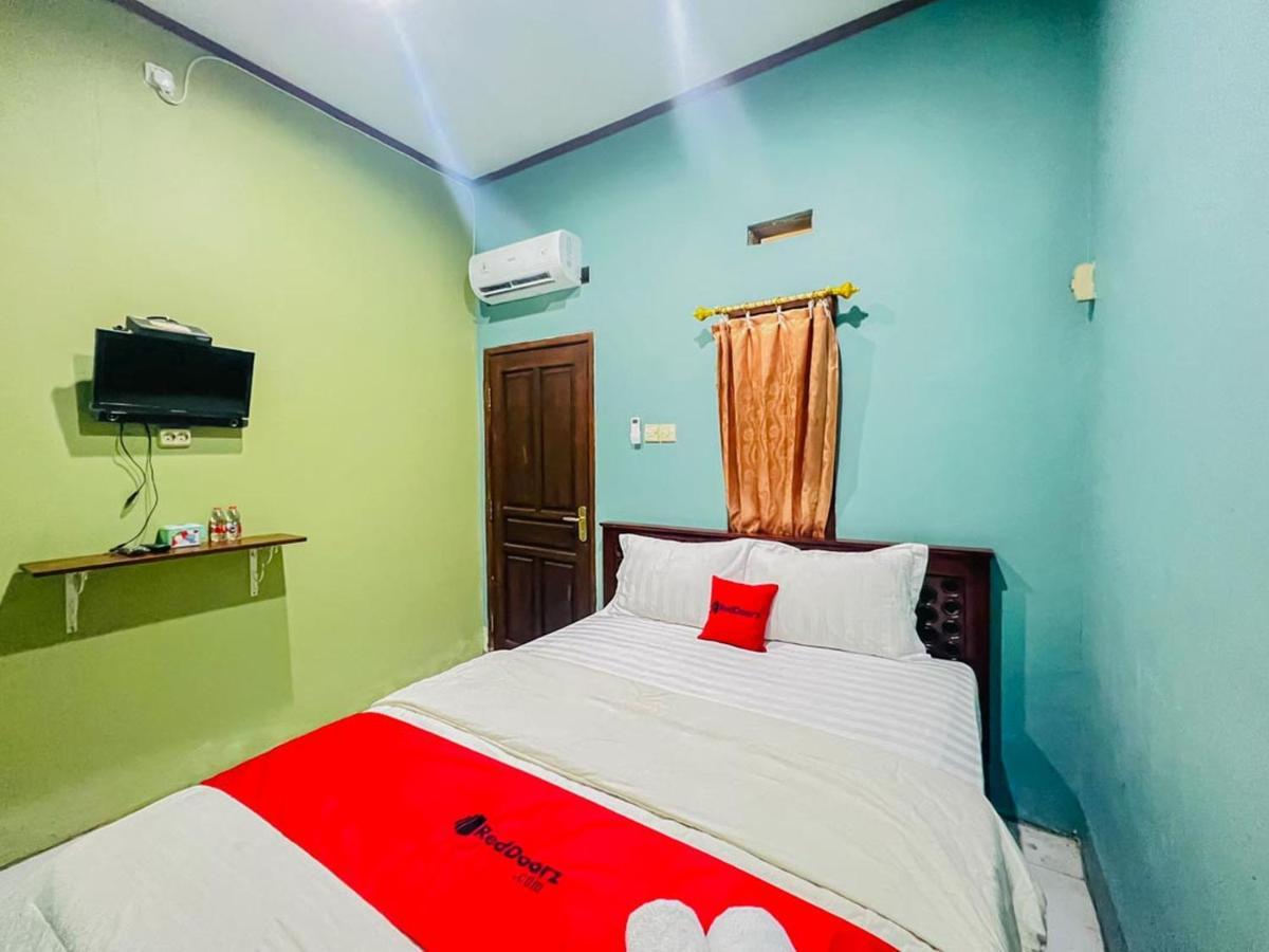 Reddoorz Near Sunrise Mall Mojokerto Extérieur photo