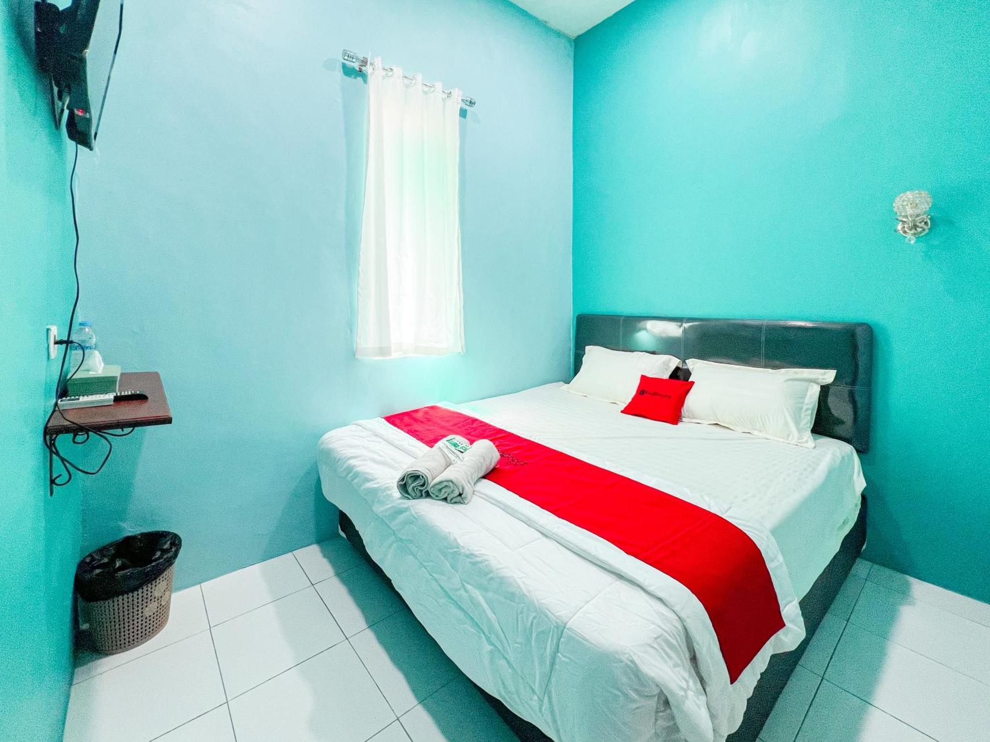 Reddoorz Near Sunrise Mall Mojokerto Extérieur photo