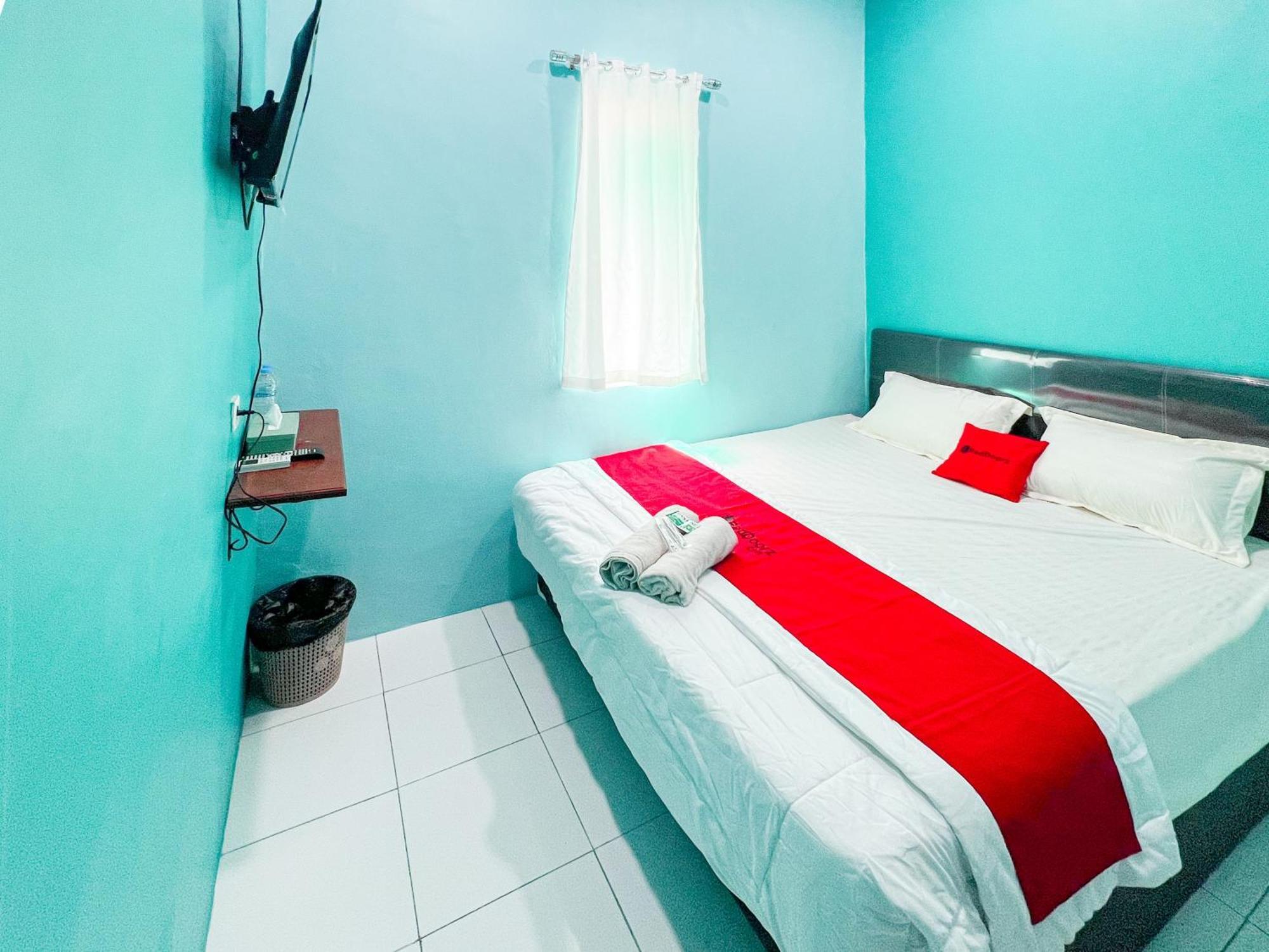 Reddoorz Near Sunrise Mall Mojokerto Extérieur photo