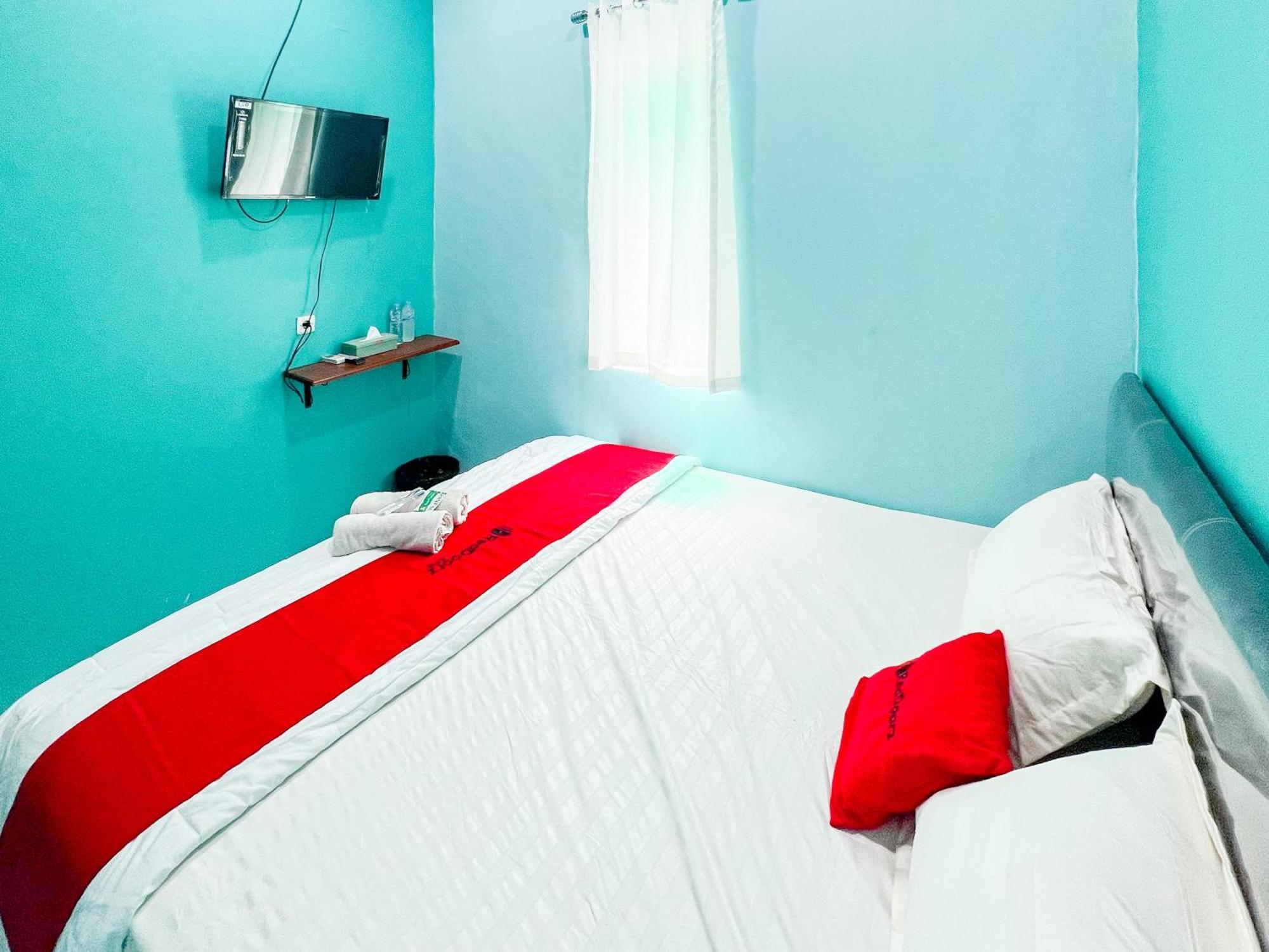 Reddoorz Near Sunrise Mall Mojokerto Extérieur photo