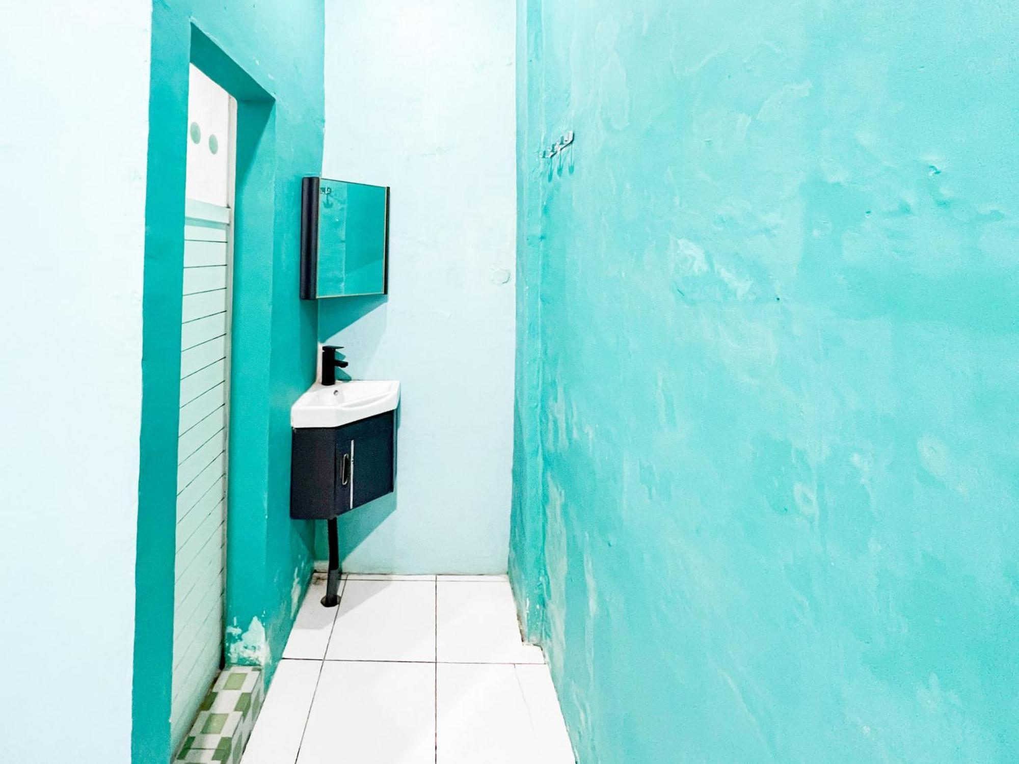 Reddoorz Near Sunrise Mall Mojokerto Extérieur photo