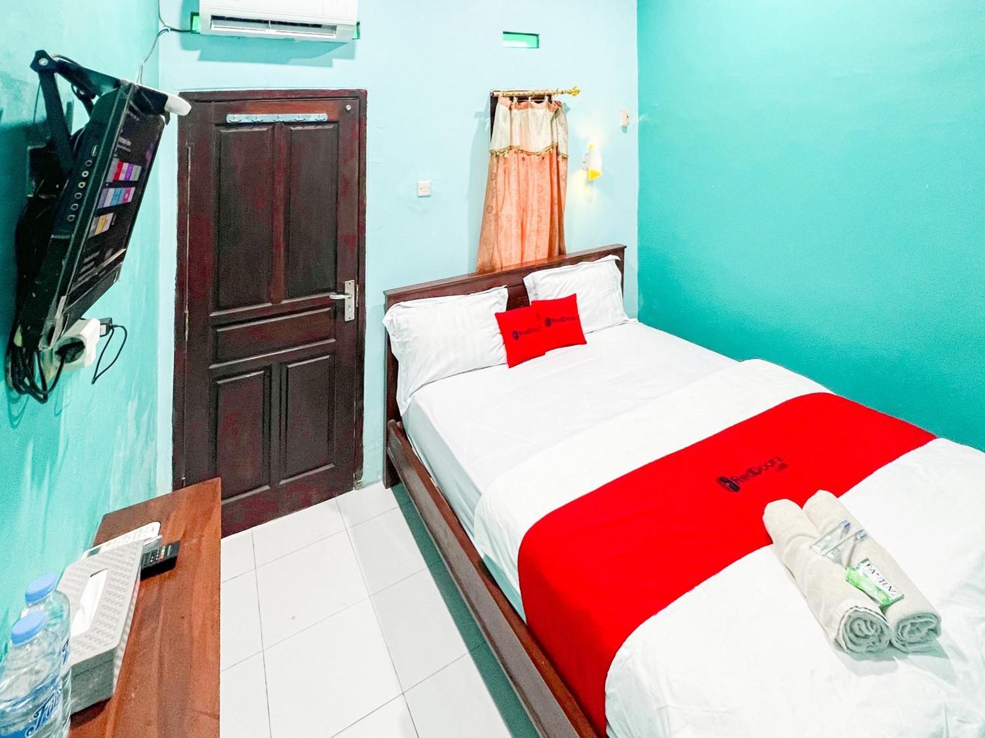 Reddoorz Near Sunrise Mall Mojokerto Extérieur photo