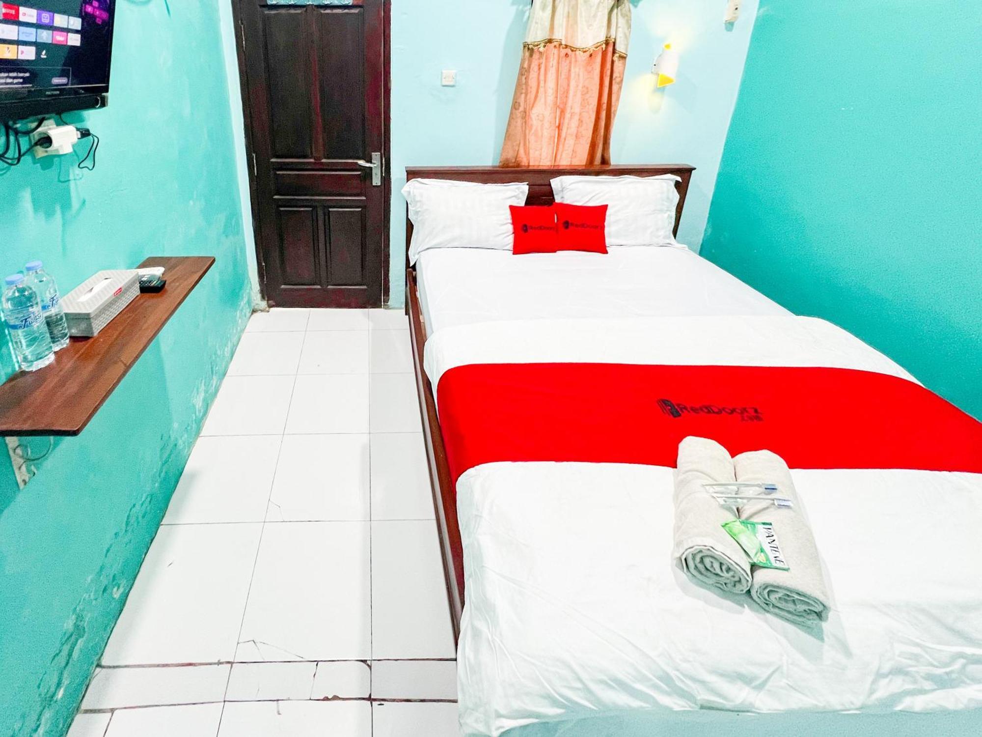 Reddoorz Near Sunrise Mall Mojokerto Extérieur photo