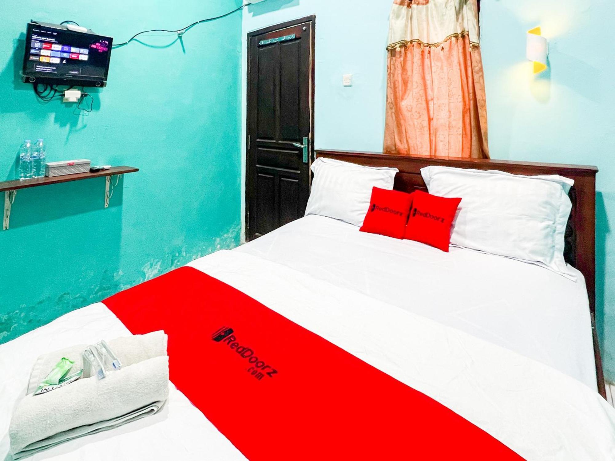 Reddoorz Near Sunrise Mall Mojokerto Extérieur photo